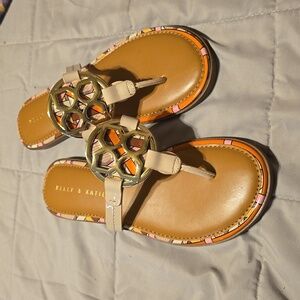 Kelly and Katie Sandal